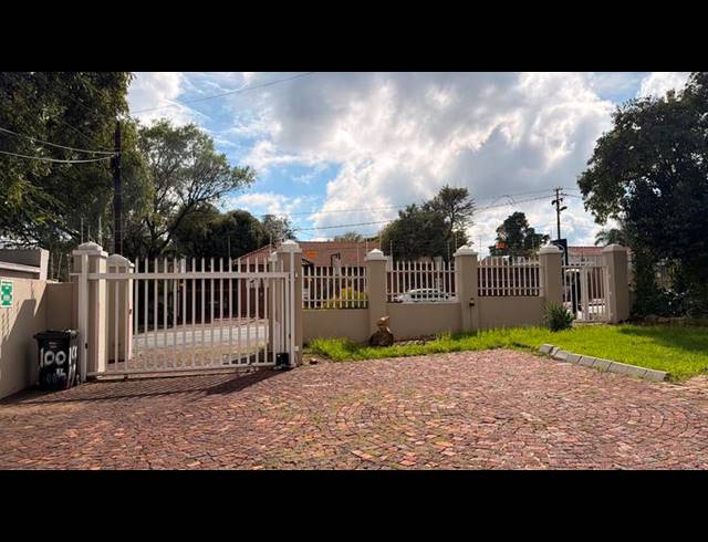 OFFICE PROPERTY TO RENT IN PARKMORE